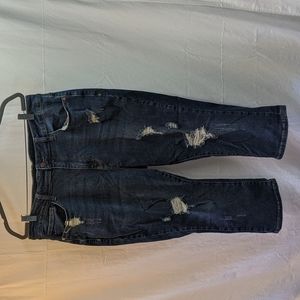 Judy Blue 18w Capri fit jeans distressed